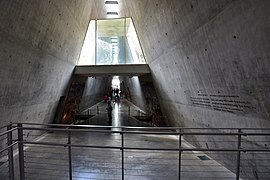 Corridor of the Holocaust History Museum, Yad Vashem, 2019 (01).jpg