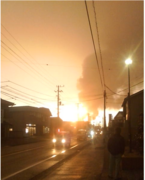 Explosie van een olieraffinaderij van Cosmo Oil in Japan.