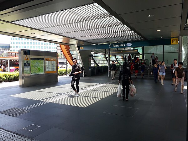 A separate entrance for the DTL platforms for Tampines MRT station, which is not directly connected to the EWL platforms of the station.