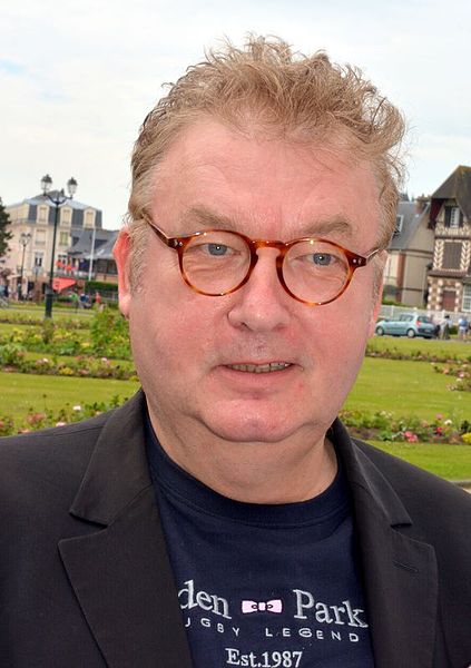 File:Dominique Besnehard Cabourg 2014.jpg