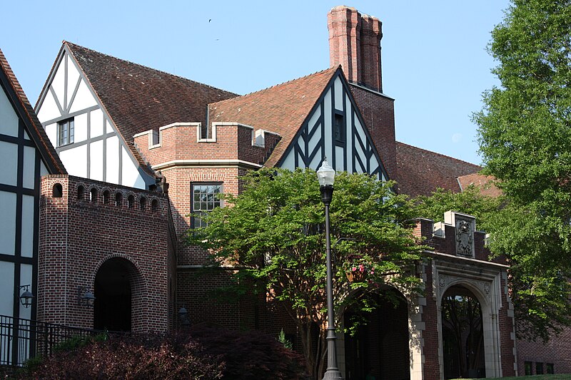 File:East Lake Golf Club Clubhouse.JPG