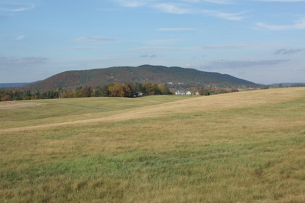 Egg Hill, viewed facing north from Route 322 Egg Hill Pennsylvania from 322.jpg