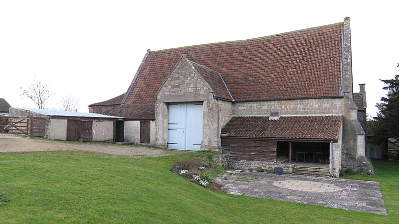File:Englishcombe Tithe Barn, from south-east.jpg