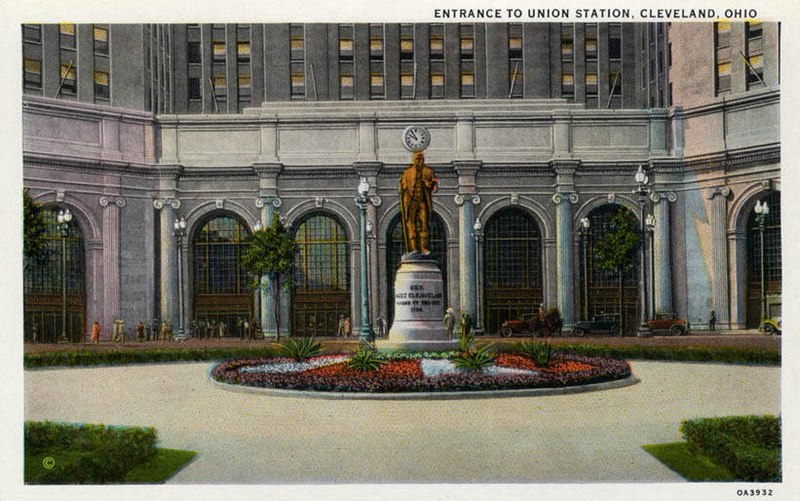 File:Entrance to Union Station (NBY 5543).jpg