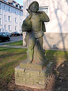 Gänsereiterskulptur in der Schliemannstraße