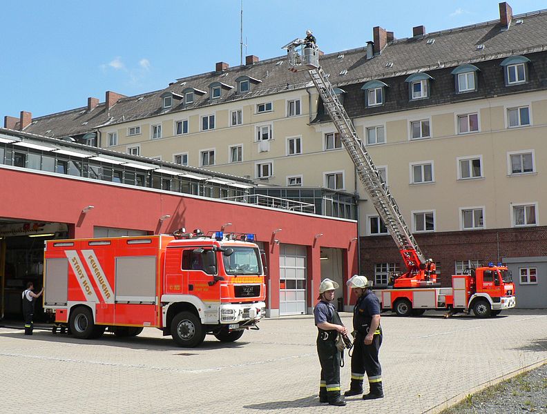 File:Feuerwehr Hof.JPG