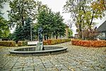 Miniatuur voor Bestand:Fountain in the Jakobson's street park, Viljandi.jpg