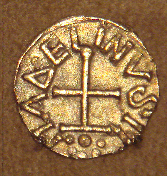 File:Frankish gold Tremissis issued by minter Madelinus Dorestad the Netherlands mid 600s.jpg