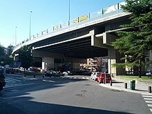 Freeway overpass is low and oppressive here (18188830854).jpg