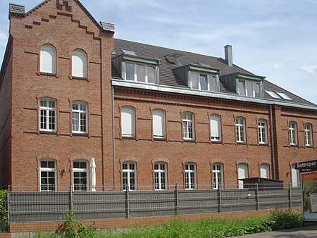 Frontgebäude der alten Zuckerfabrik