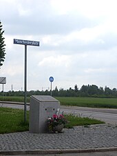 Memorial stone Gedenkstein Manchester United Ubersicht.JPG