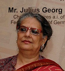 Geeta Kapur (Indian art critic) in New Delhi on May 15, 2008 (cropped).jpg