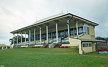 Grandstand, Cluden ат майданы, 2000.jpg