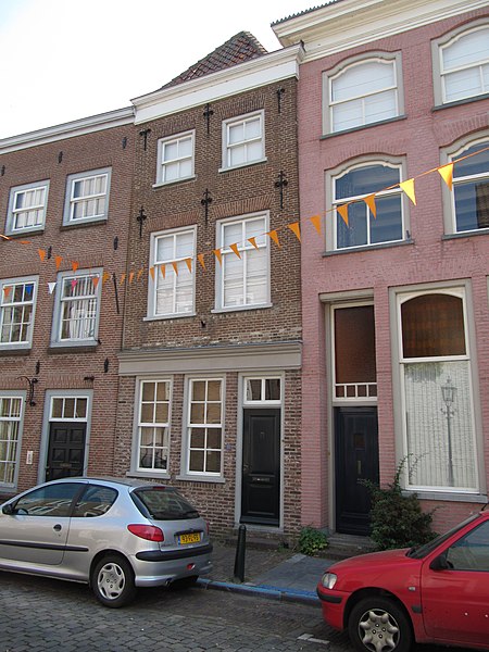 File:Grave - Maasstraat 11.jpg