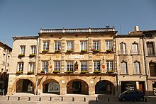 Hôtel de ville à Bagnols-sur-Cèze.JPG