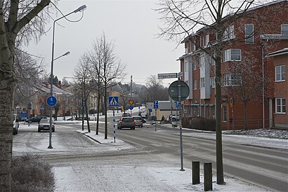 Vägbeskrivningar till Hallsta Ik med kollektivtrafik