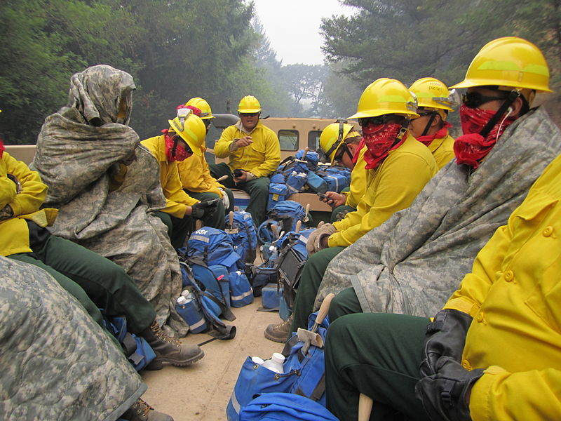 File:Hand crews from California National Guard provide needed surge during outbreak of wildfires 140811-Z-AB123-006.jpg