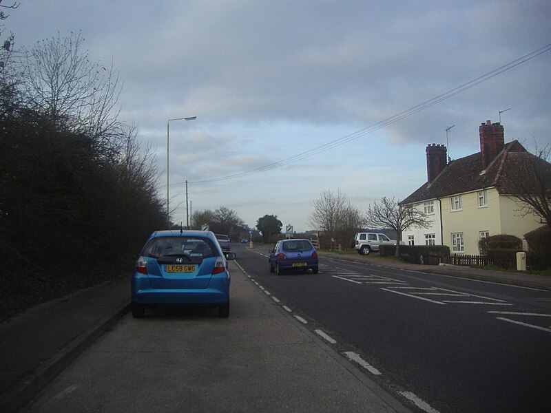 File:High Road Stapleford - geograph.org.uk - 2836604.jpg