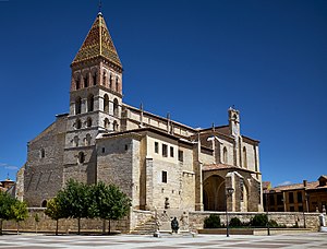 Paredes De Nava