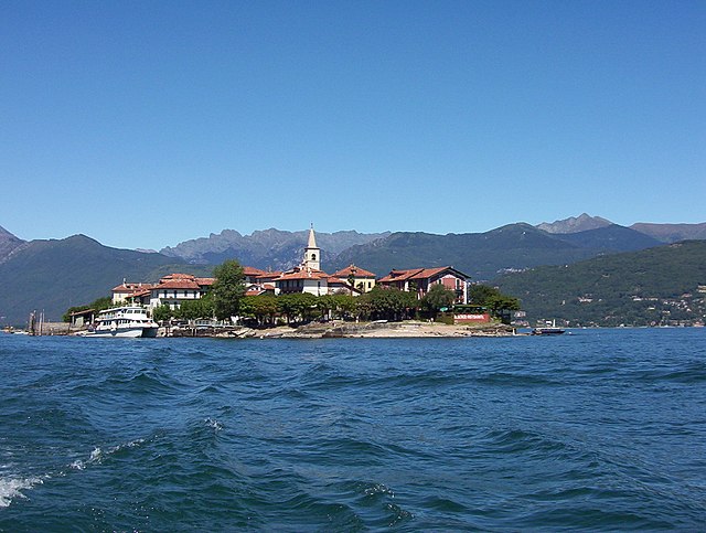 File:Isola_Superiore.jpg