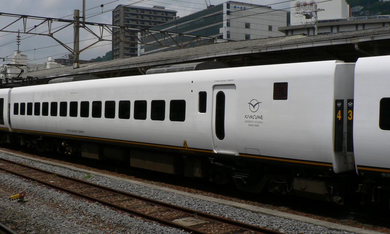 File:JR Kyushu 885 SM6 4th car.png