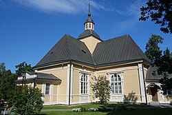 Jakobstads kyrka från sudöst.JPG