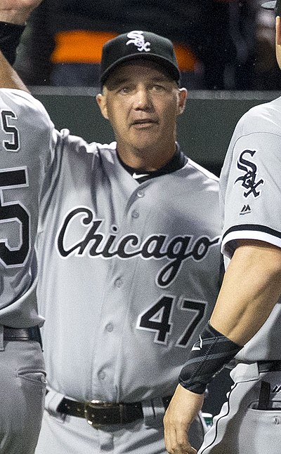 McEwing as a coach for the Chicago White Sox in 2016