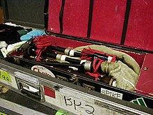 Davis's bagpipes backstage during the Issues Tour, at Hammersmith Apollo, England, 2000 Jonathan Davis of Korn, bagpipes of Davis, May 2000.jpg