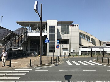 File:Kasuga_Station_20170603.jpg