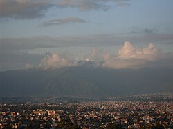 Sicht von Kirtipur über Kathmandu