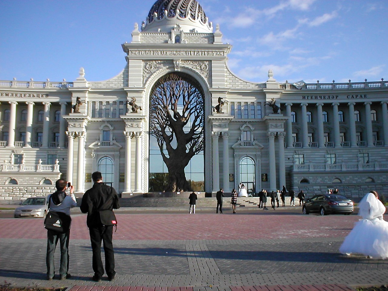 Площадь в казани