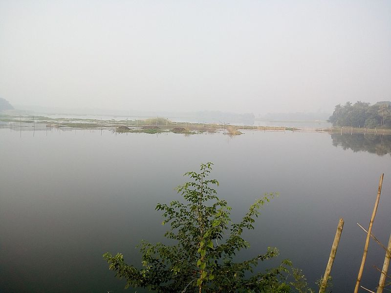 File:Kompo River 10.jpg