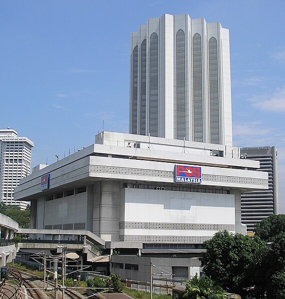 File:Kuala Lumpur General Post Office and Dayabumi Tower, Kuala Lumpur.jpg