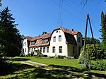 Lāde old schoolhouse ("Jaunlade manor") - panoramio.jpg