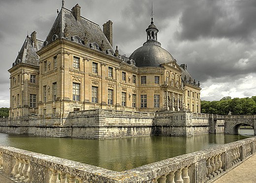 Château de Vaux-le-Vicomte by Louis Le Vau.