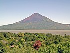 Le volcan Momotombo (Nicaragua) (3281572693).jpg