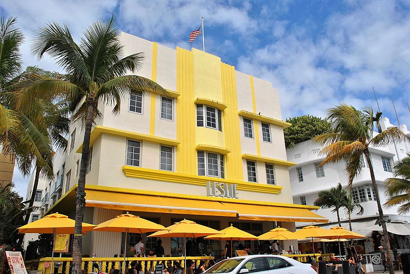 File:Leslie, Ocean Drive, Miami Beach, FL.jpg