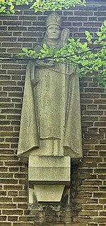 Maastricht - H. Guilielmuskerk - beeld bisschop Guillaume Lemmens (1884-1960) - door Jean Sondeijker 20140830.jpg