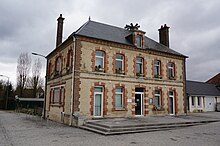 Bestand:Mairie_Lavau_03130.JPG