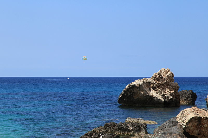 File:Malta - Mgarr - Ghajn Tuffieha Bay 08 ies.jpg