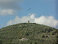 Colline du Mont-d'Or et vestige de fortification au sommet, à Manosque