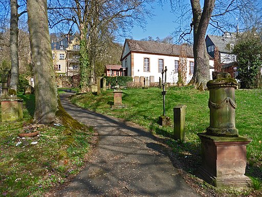 Marburg Friedhof Barfüßertor Mittelweg von S 2019-03-23