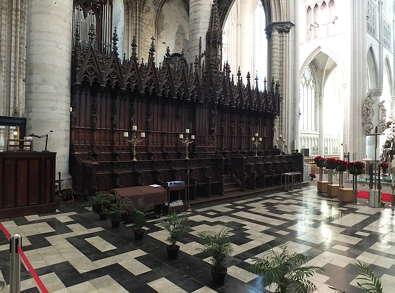 File:Mechelen St-Rombouts choir stalls 02.JPG