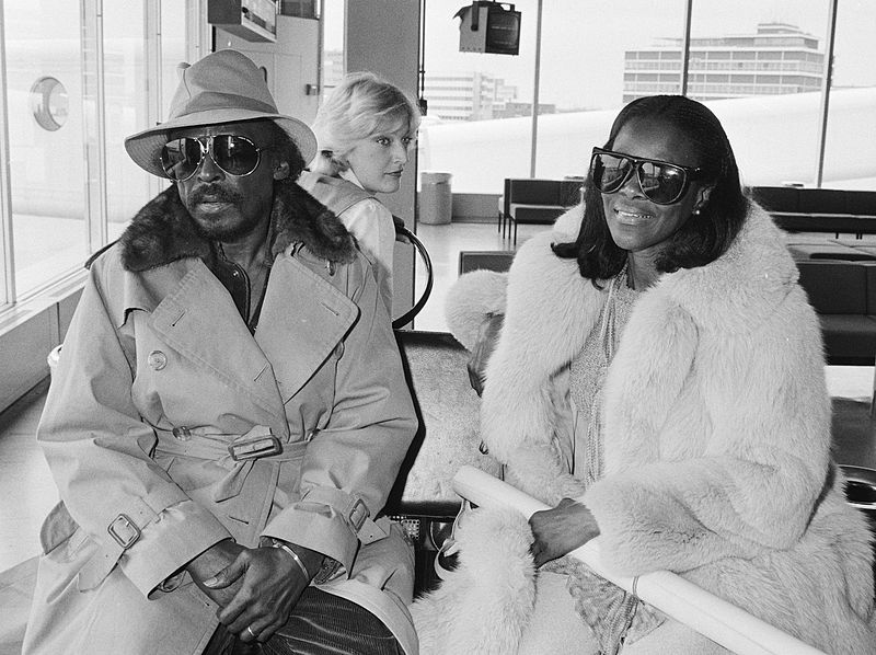 File:Miles Davis and Cicely Tyson 1982.jpg