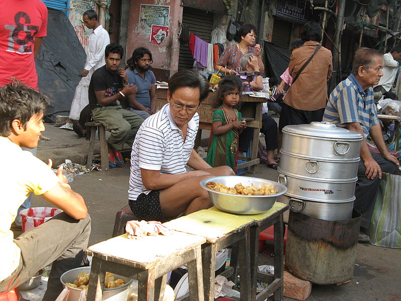 File:Morning Chinese Breakfast at Old Chinatown ~ Tiretta Bazar, Calcutta 02.JPG
