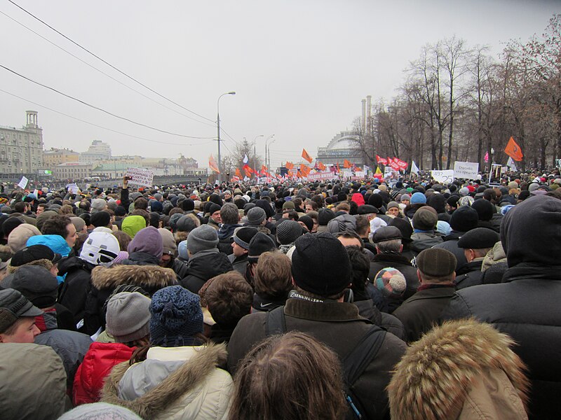 File:Moscow rally 10 December 2011.jpg