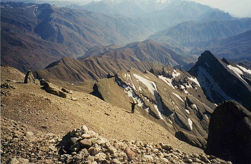 File:Mountains Tajikistan.jpg