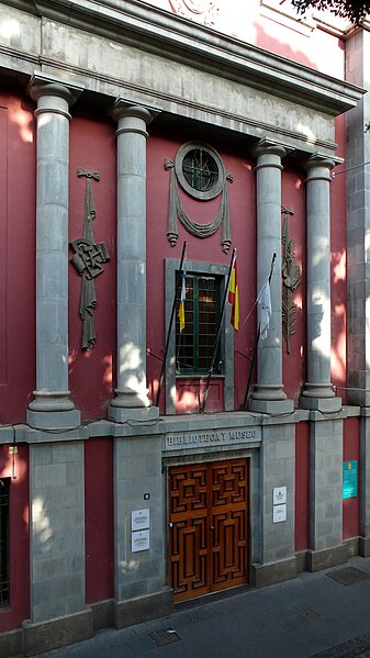 File:Museo Municipal Sta Cruz de Tenerife.JPG