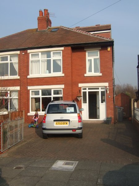 File:My House in Bispham - geograph.org.uk - 379189.jpg