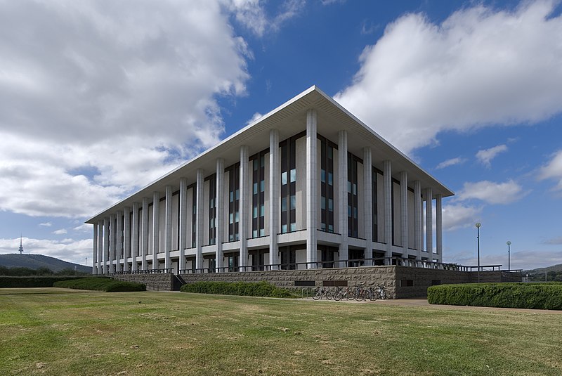 File:National Library of Australia (2192098809).jpg